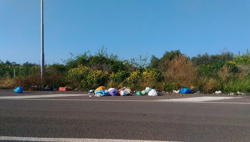 Sarno: abbandona rifiuti, individuato e sanzionato un Caf