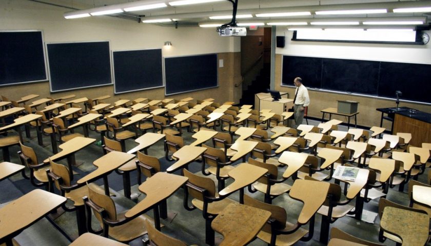 In Campania meno di 1.600 posti per una popolazione universitaria di 175mila studenti
