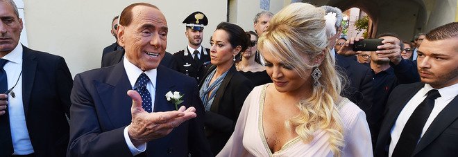 Berlusconi a Ravello per le nozze della Pascale