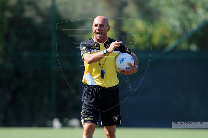 Salernitana, Bollini: “Ripartire dalle nostre certezze caratteriali con equilibrio e concretezza”