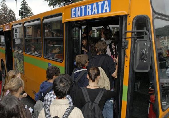 Montecorvino Rovella, bus in panne e nuovi disagi per gli studenti