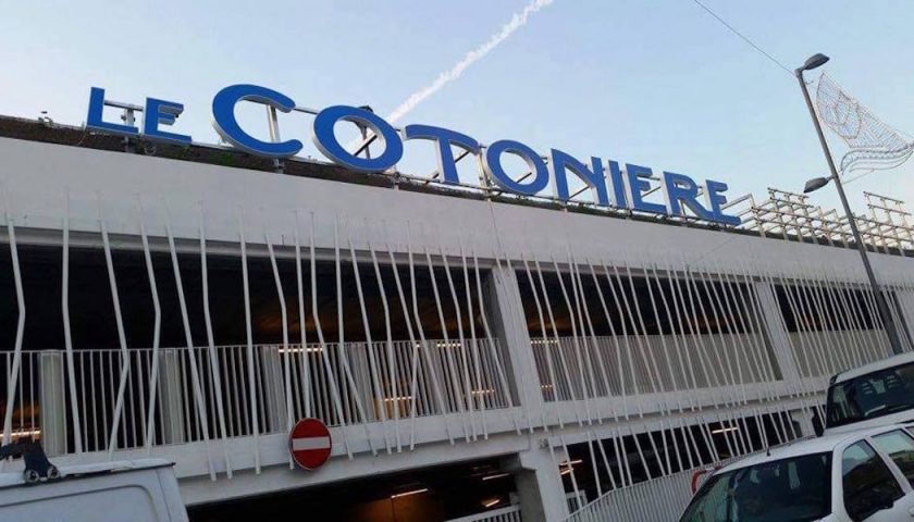 Furto al centro commerciale Le Cotoniere, arrestata donna rumena