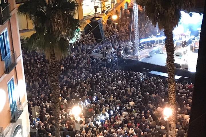 Successo Notte Bianca. Migliaia di fans per lo show di Loredana Bertè