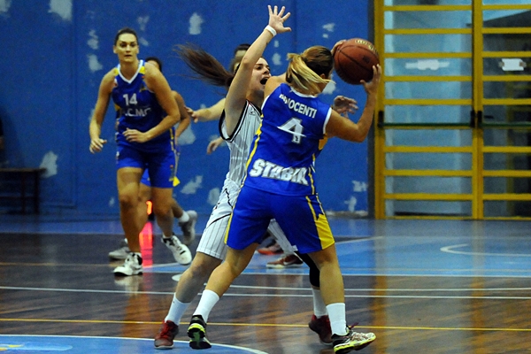 Salerno Basket, trasferta a Castellammare. Prima per l’inglese Thomas-Rowe