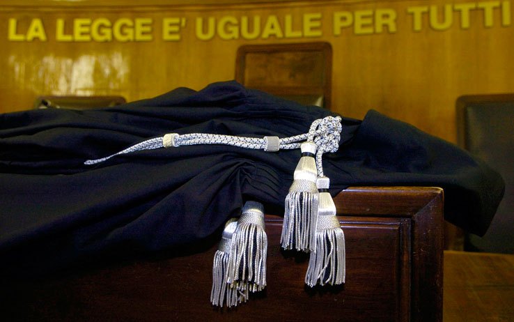 Bellizzi, botte alla ex moglie: la Cassazione annulla la condanna