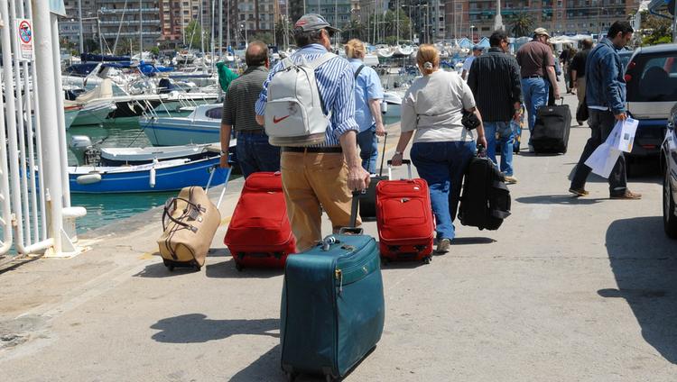 Salerno, flessione del turismo: prezzi aumentati, calo di presenze italiane