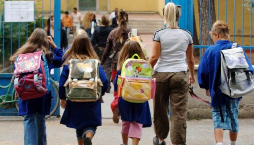 Scuole primarie in Campania, domani decide l’Unità di Crisi sul ritorno in classe