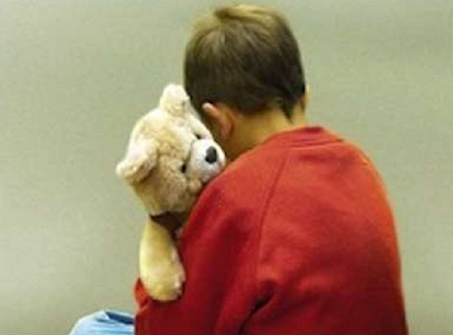 Eboli, denuncia il tentato rapimento di un bambino: le forze dell’ordine smentiscono