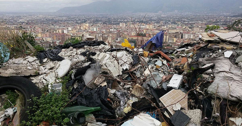 Il Ministero dell’Ambiente commissaria 22 discariche abusive: C’è anche Pagani