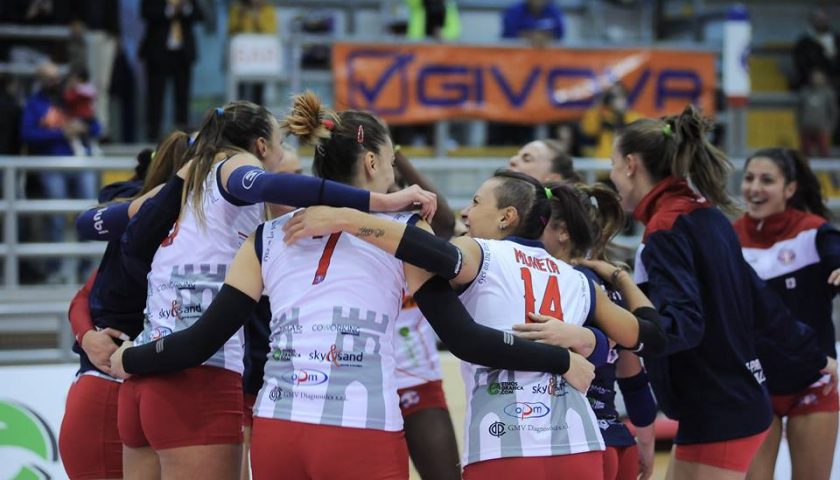 La P2P Baronissi dice addio alla serie A2 femminile, ceduto il titolo al Volley Vallefoglia