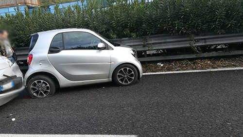 Stamattina incidente in tangenziale, traffico in tilt in direzione sud