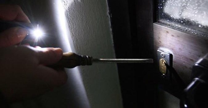 Escalation di furti a Pontecagnano, il sindaco Sica scrive al Prefetto: “Servono interventi immediati”