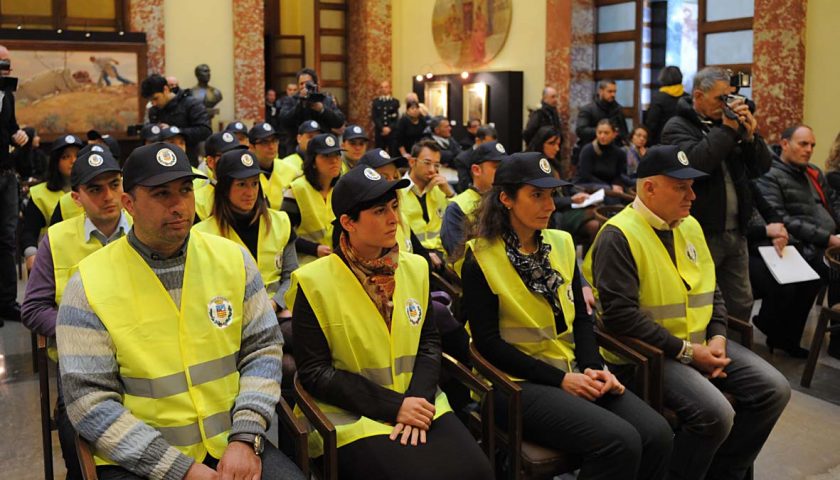 Il Sindaco al Comune con la Protezione Civile e gli Ispettori Ambientali