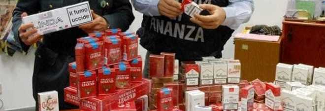 Battipaglia, sorpresi a caricare sigarette di contrabbando in via Spineta: 3 arresti e 70 quintali di “bionde” sequestrati