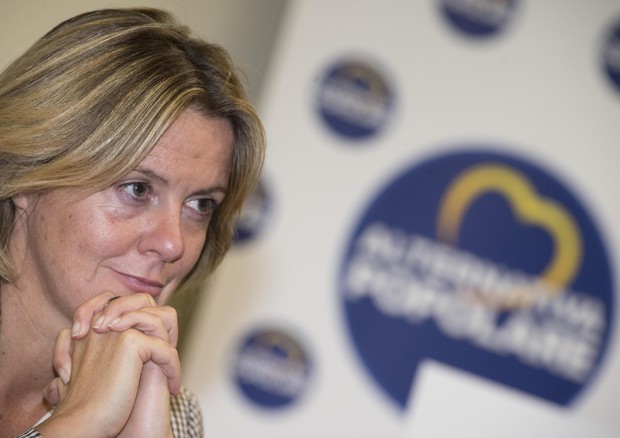 Biotestamento, Lorenzin: “Garantirò obiezione di coscienza”
