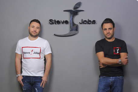 Chiamano brand Steve Jobs, vincono causa