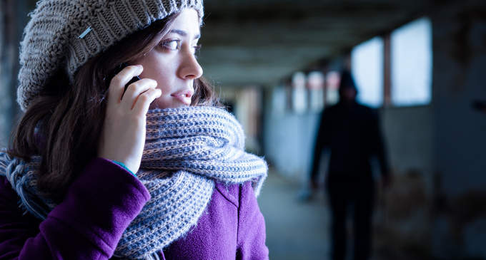 Molesta donne a Sala Consilina e Atena Lucana, allontanato 30enne di Teggiano