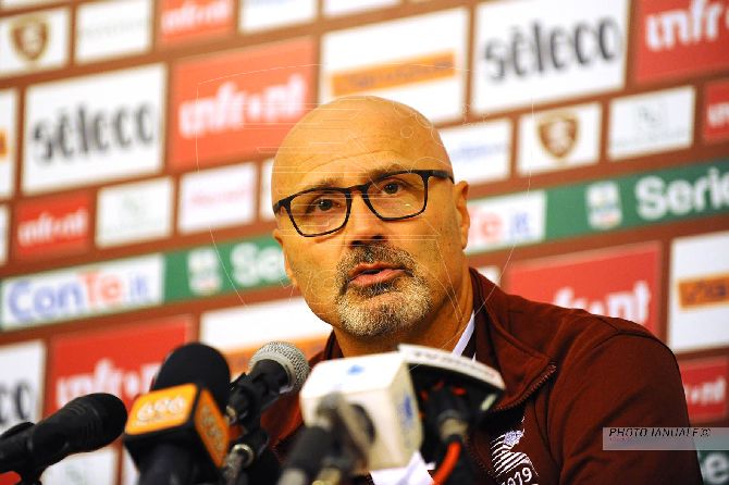 Salernitana, Colantuono: “Compattezza e prontezza mentale in una gara difficile”