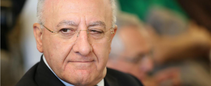 De Luca: ”Auto blu? Dirigente che ha firmato richiesta verrà rimosso”