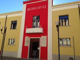 Eboli, bomba carta contro il Comune