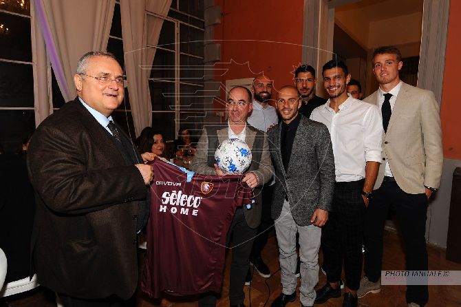 Salernitana, ieri a Baronissi si è tenuta la cena di Natale