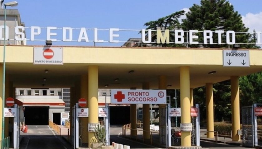 Cava, ciclista investito da un camion: in ospedale con il codice rosso