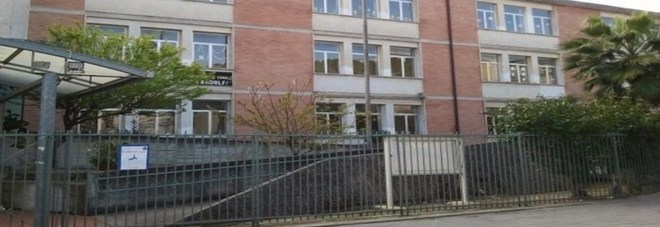 Agropoli, custode occupa abusivamente una casa