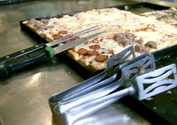 Self service divora energia, più di pizza a taglio e bar