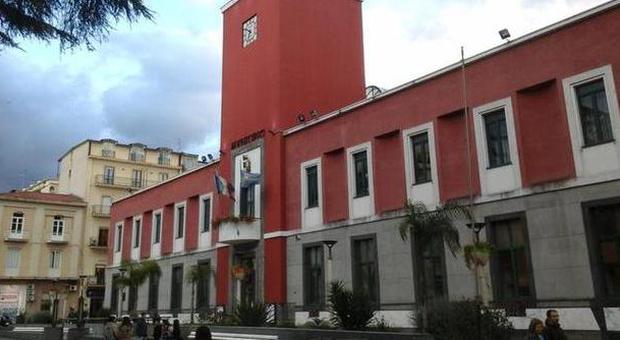 Licenze edilizie, carabinieri e guardia di Finanza in Comune a Battipaglia