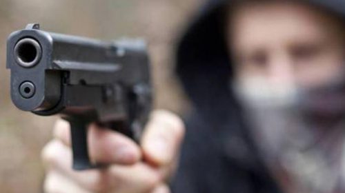 Scafati, due rapine in farmacia in pochi giorni: caccia ad una coppia