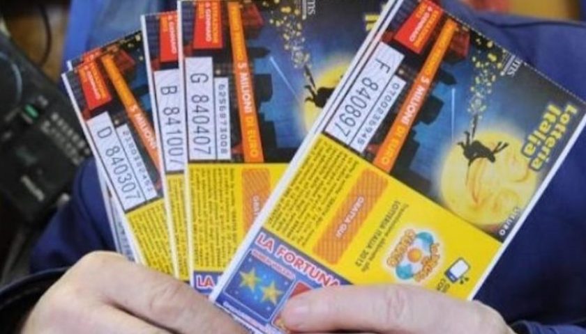 Lotteria Italia: 5 biglietti vincenti nel salernitano