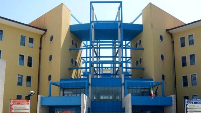 Mercato San Severino, 17enne muore dopo una settimana in ospedale: Indagini in corso