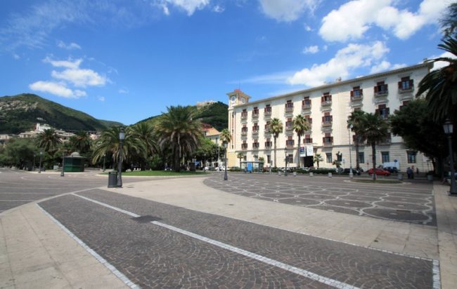 Salerno, da oggi ripristino viabilità piazza Cavour. Il sindaco: potrebbero esserci disagi