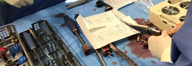 Foto-denuncia: in sala operatoria senza permesso