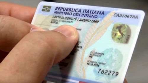 Carta di identità illimitata per gli over 70 Carta di identità illimitata per gli over 70