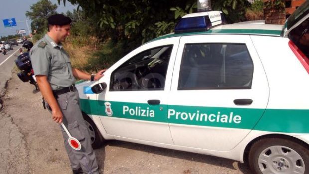 Polizia provinciale di Salerno divisa in nuclei, lavoratori pronti a scioperare