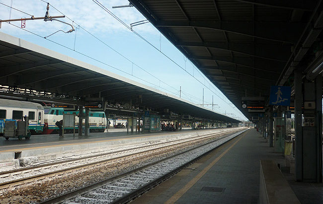 Stazione di Centola, i residenti chiedono l’attivazione di una biglietteria