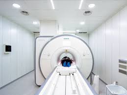 Morto per un tumore non rilevato: scatta la denuncia