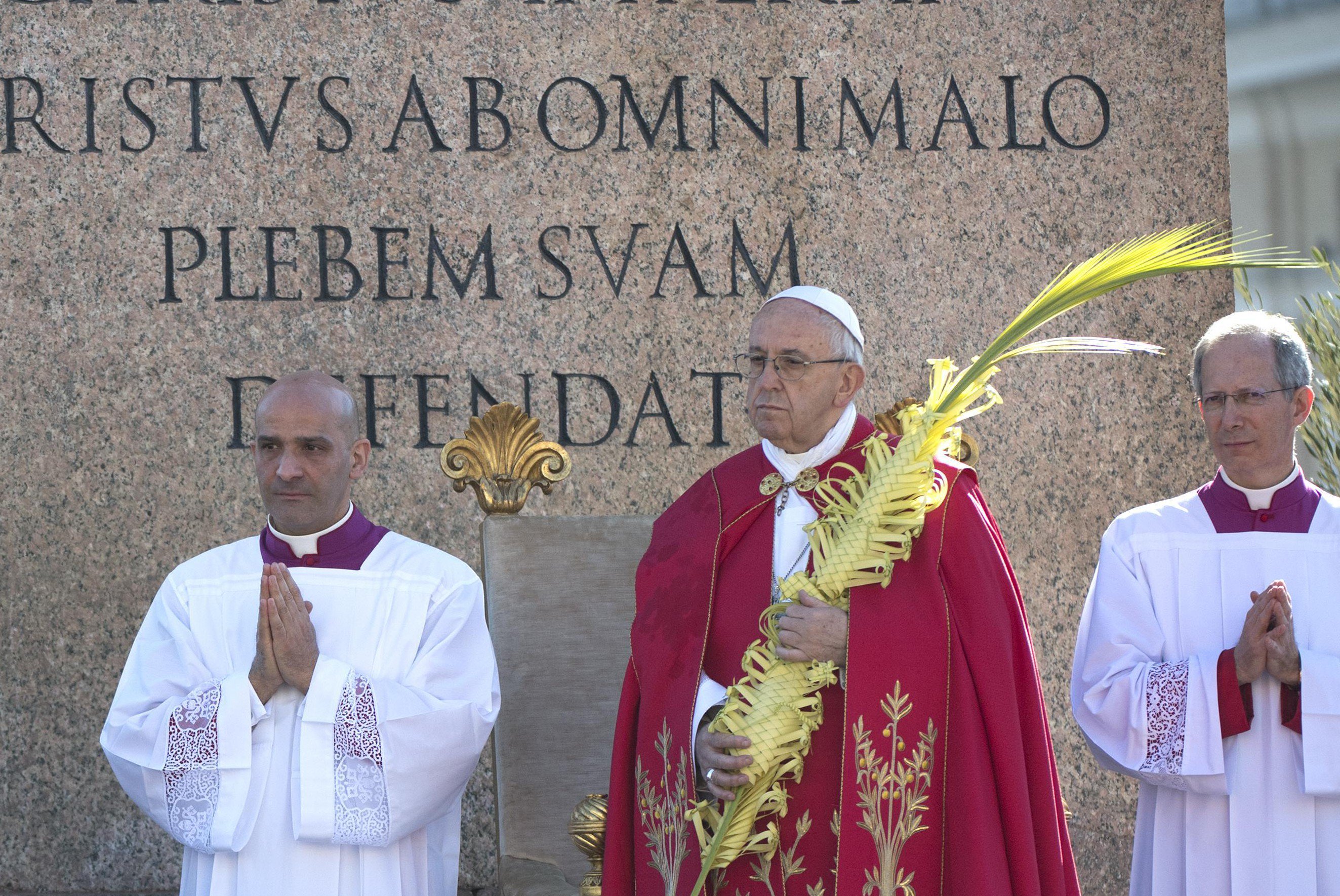 A Che Ora Si Affaccia Il Papa La Domenica