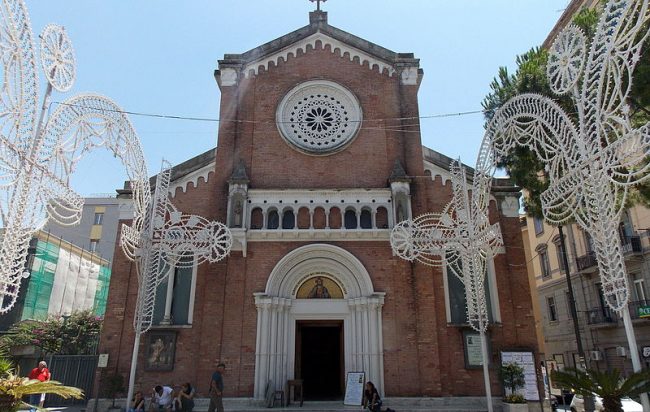 Furto nella chiesa del Sacro Cuore di Salerno, rubato un paio di chiavi