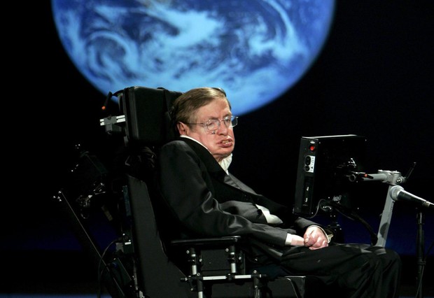 Addio a Stephen Hawking, il primo sguardo sui buchi neri