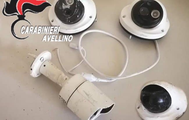 Tradito dalle immagini della videosorveglianza, arrestato 30enne di Salerno