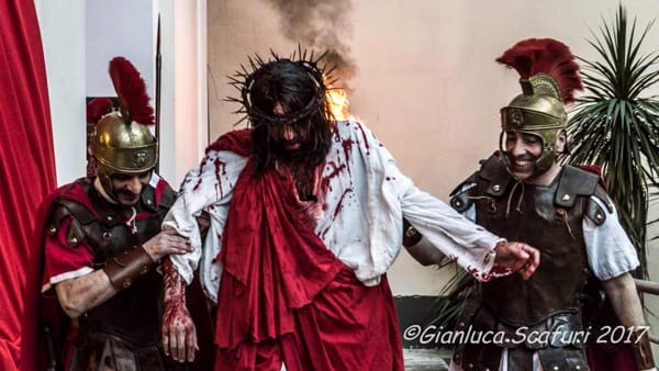 Domenica la Via Crucis nel centro storico di Salerno