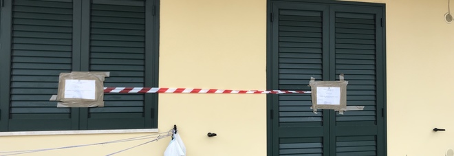 La villetta al mare diventa casa a luci rosse