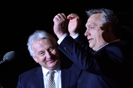 Elezioni Ungheria, Orban conquista il terzo mandato: ‘Difenderò l’Ungheria’