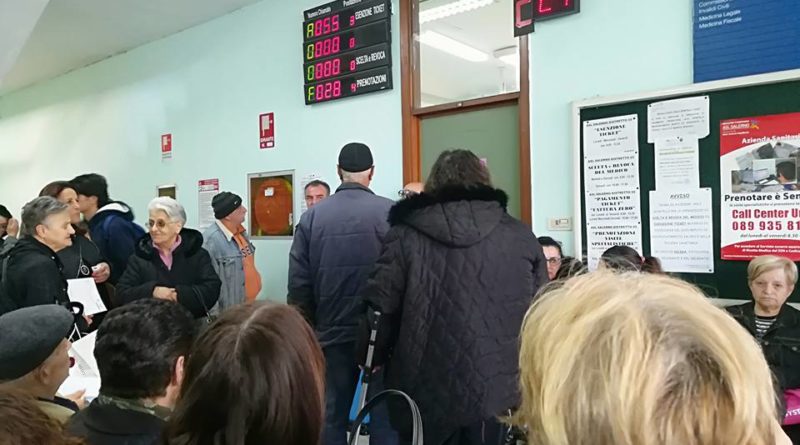 Odissea per l’esenzione ticket a Battipaglia, cittadini arrabbiati