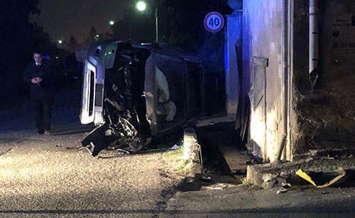 Pauroso incidente a Pontecagnano, tre persone ferite