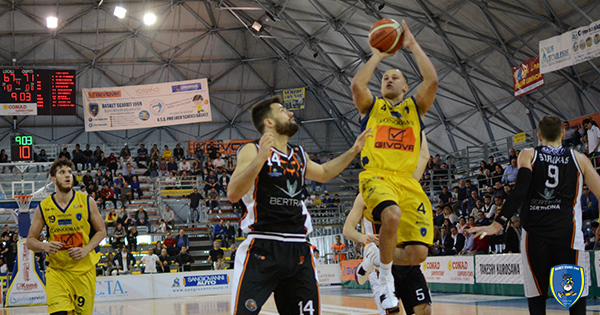 LUNCH MATCH OK, GIVOVA SCAFATI AL SESTO ACUTO DI FILA. BERTRAM TORTONA K.O..