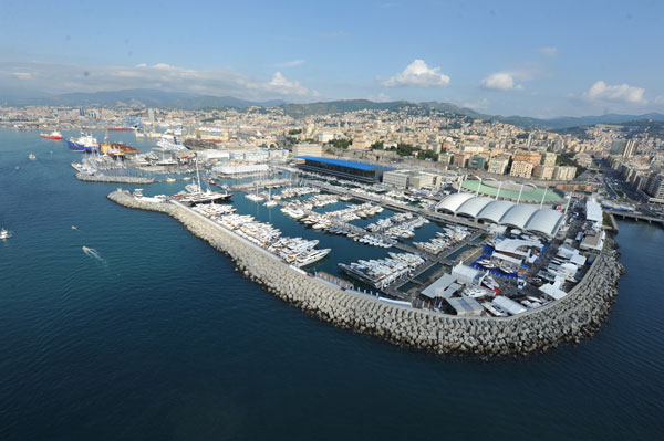 “Shopping corner” e servizio navette, ecco le novità del Marina d’Arechi