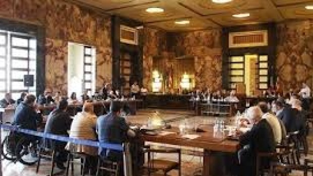 Consiglio Comunale a Salerno, i punti all’ordine del giorno approvati e ritirati